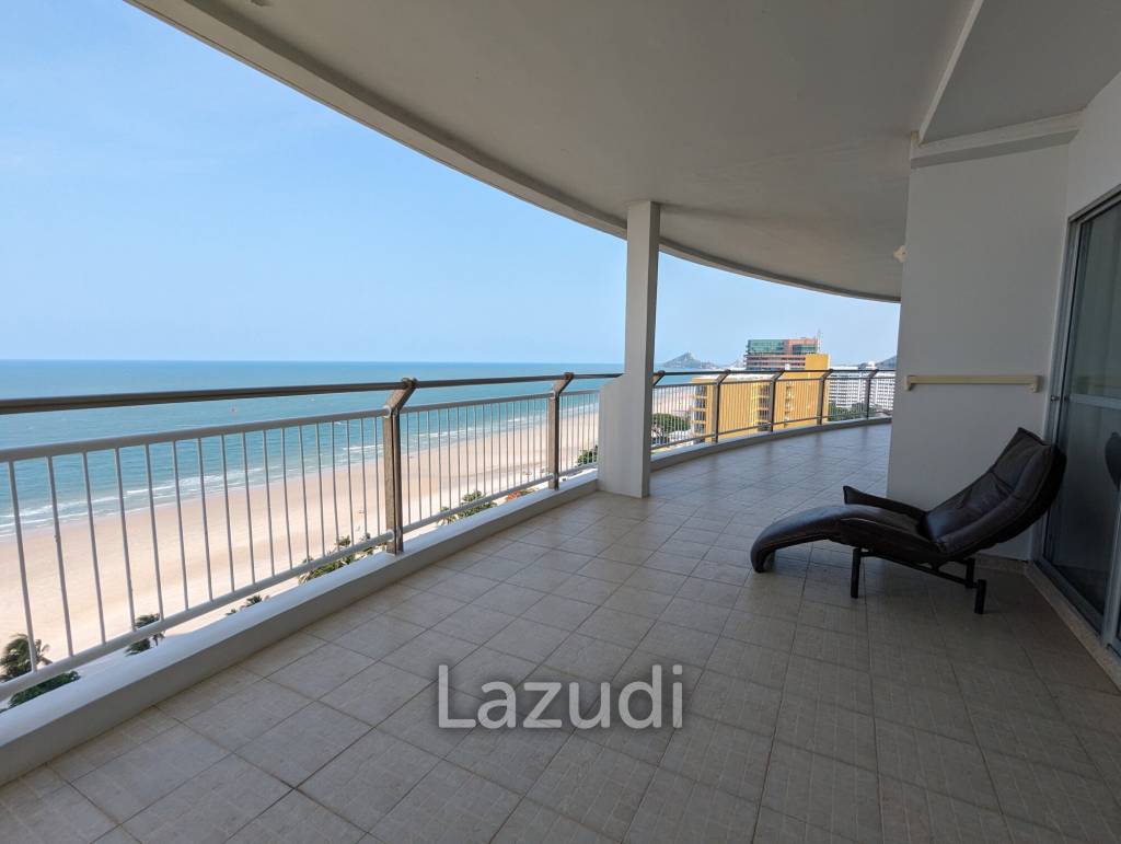 Luxury Beachfront 3 Bedroom Condo in Hua Hin