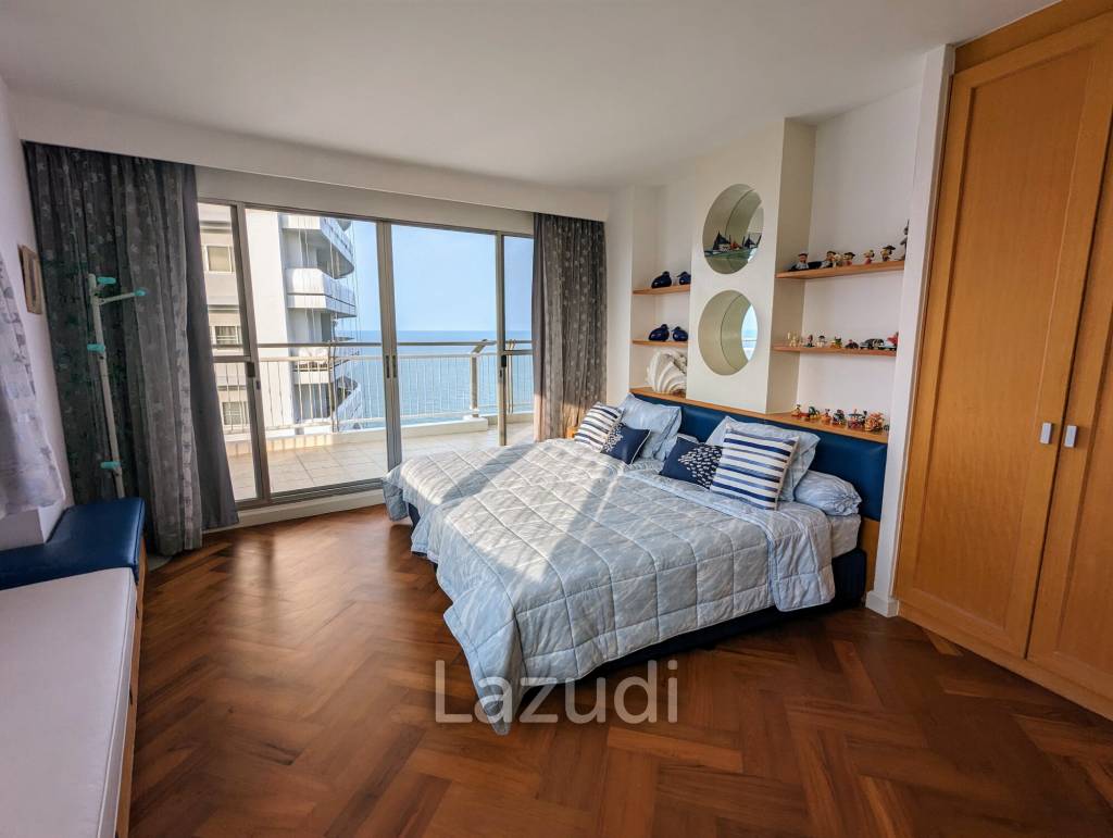 Luxury Beachfront 3 Bedroom Condo in Hua Hin