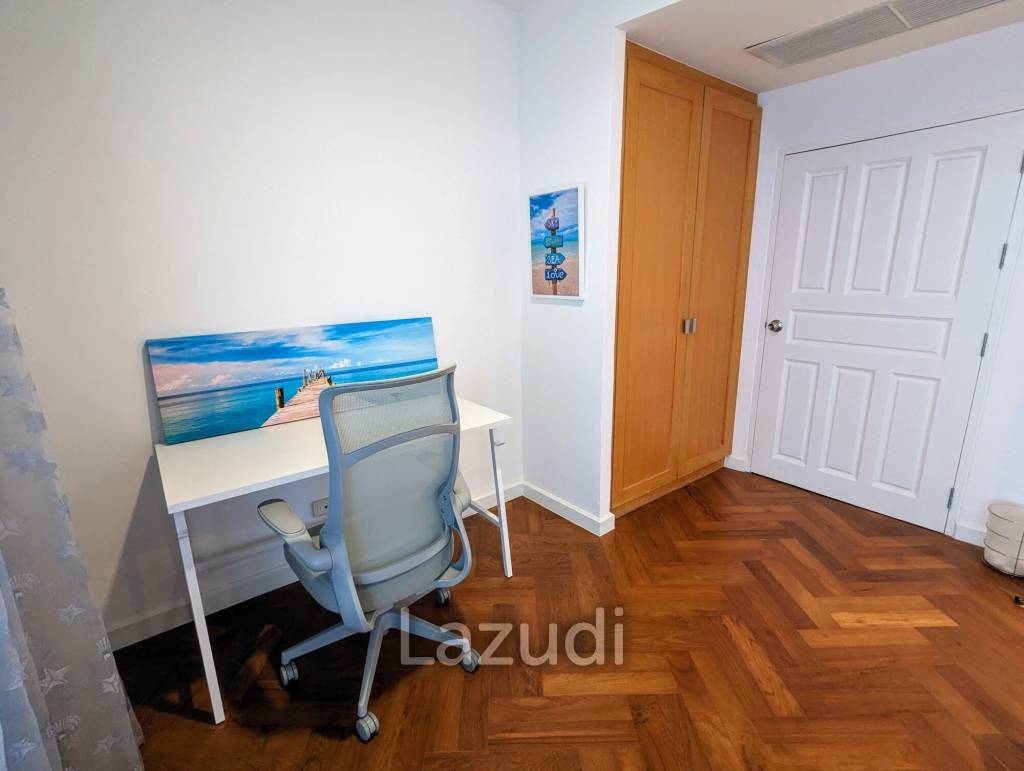 Luxury Beachfront 3 Bedroom Condo in Hua Hin