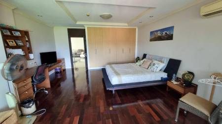 Pristine Kathu Condo at The Heritage Suites, Phuket