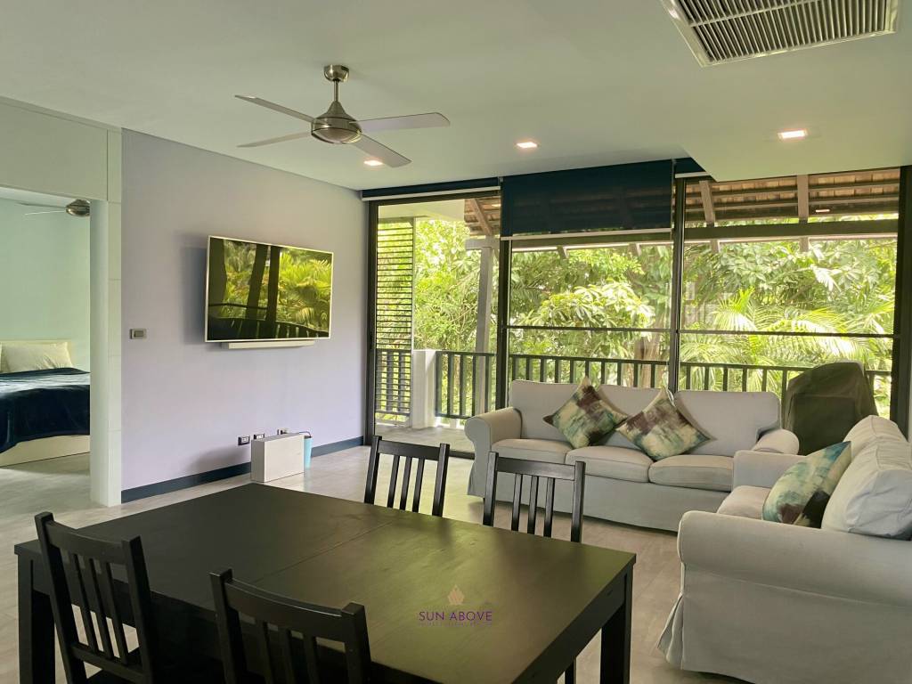 HOLIDAY RENTAL : 2 BEDROOM MODERN APARTMENT