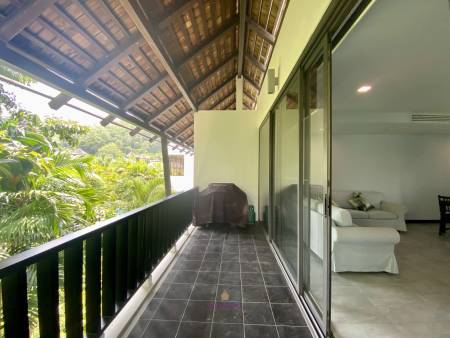 HOLIDAY RENTAL : 2 BEDROOM MODERN APARTMENT