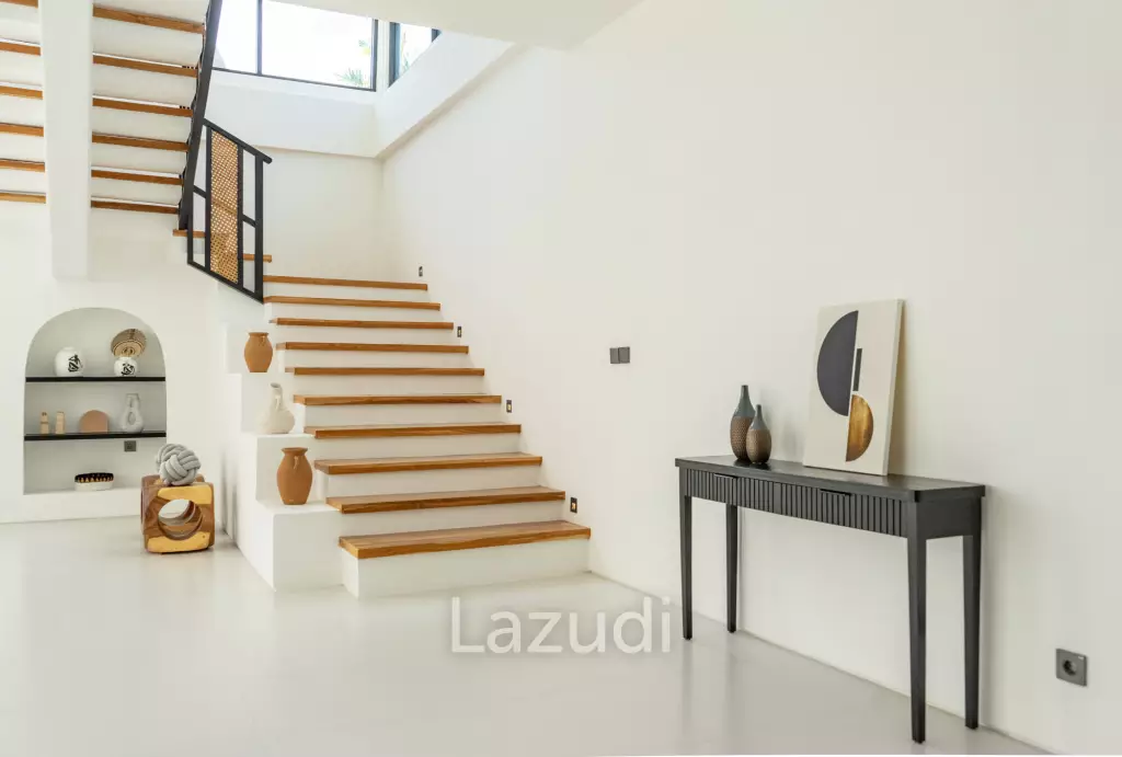 ELEGANT FREEHOLD VILLA IN PERERENAN ON 5 ARE LAND