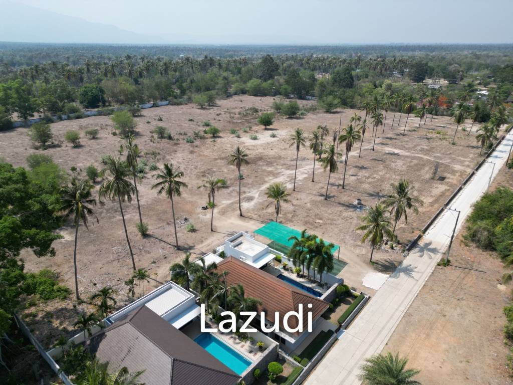 22 Rai land with Stunning 2 Pool Villas  at Sang-Arun Beach, Thap sakae
