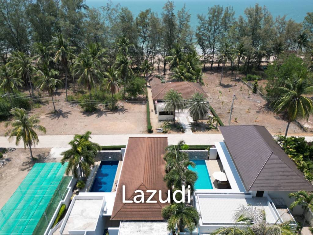 22 Rai land with Stunning 2 Pool Villas  at Sang-Arun Beach, Thap sakae