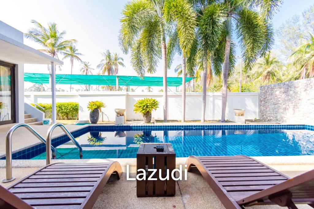 22 Rai land with Stunning 2 Pool Villas  at Sang-Arun Beach, Thap sakae