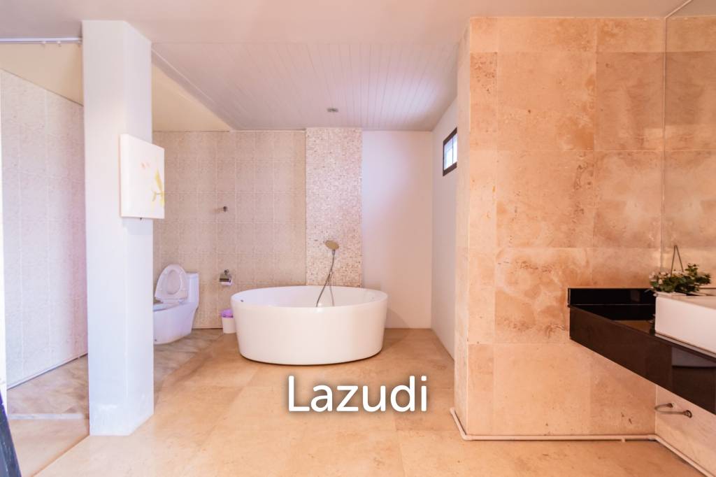 22 Rai land with Stunning 2 Pool Villas  at Sang-Arun Beach, Thap sakae