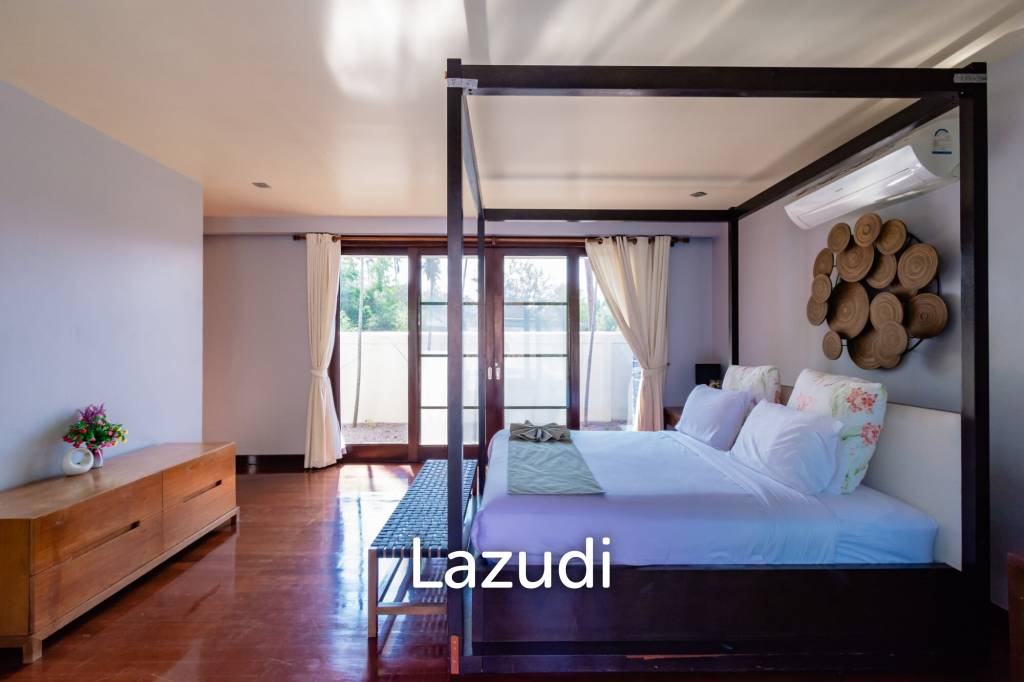 22 Rai land with Stunning 2 Pool Villas  at Sang-Arun Beach, Thap sakae