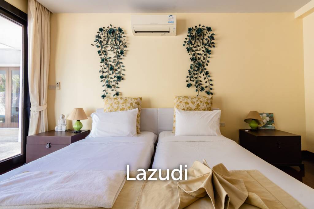 22 Rai land with Stunning 2 Pool Villas  at Sang-Arun Beach, Thap sakae