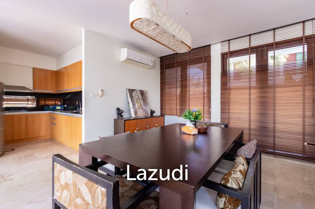 22 Rai land with Stunning 2 Pool Villas  at Sang-Arun Beach, Thap sakae