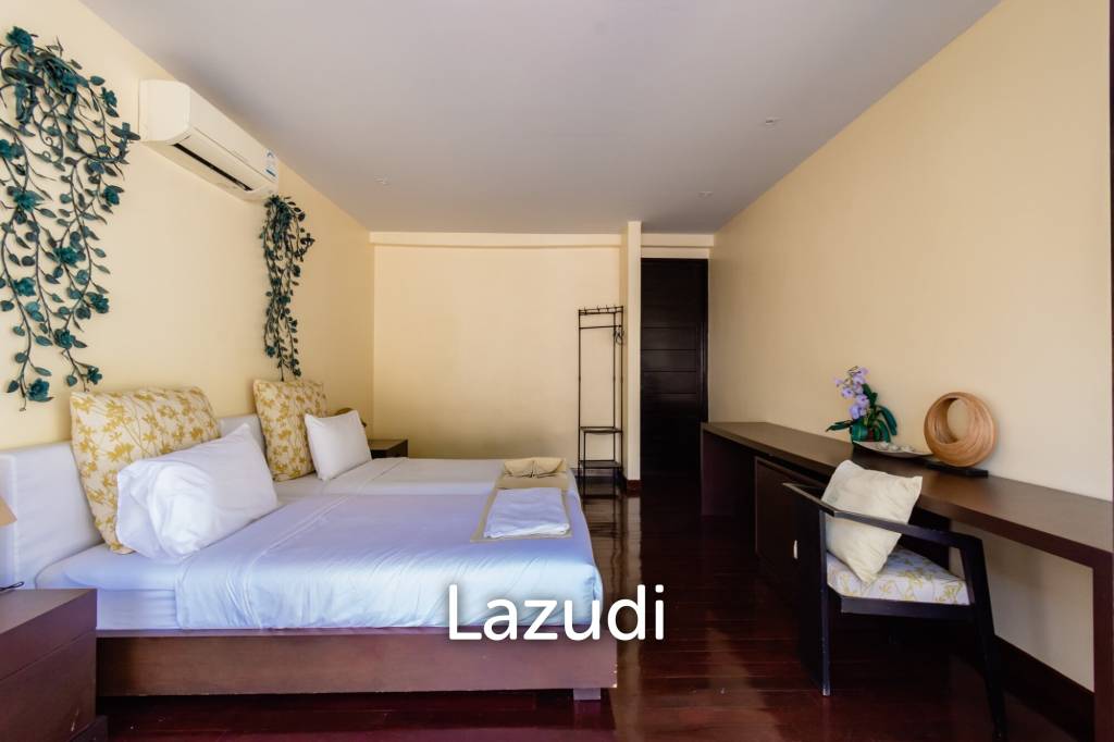 22 Rai land with Stunning 2 Pool Villas  at Sang-Arun Beach, Thap sakae