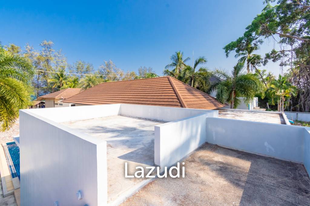 22 Rai land with Stunning 2 Pool Villas  at Sang-Arun Beach, Thap sakae