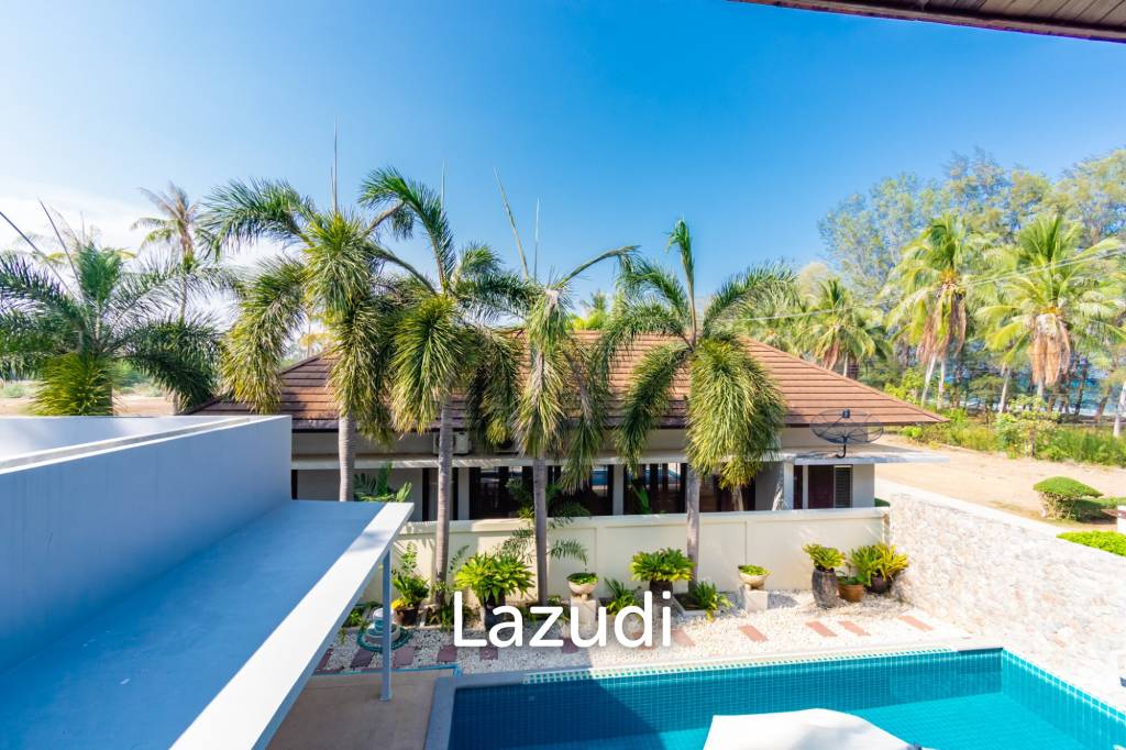 22 Rai land with Stunning 2 Pool Villas  at Sang-Arun Beach, Thap sakae