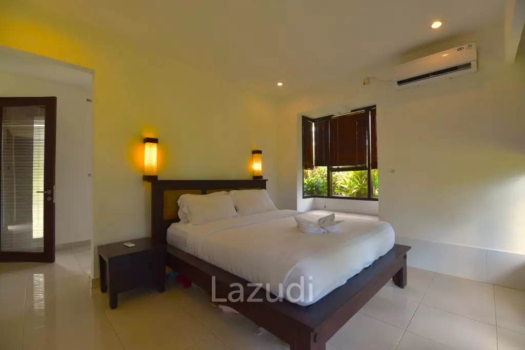 EXPANSIVE LUXURY LIVING: A HAVEN WITH JUNGLE AND RIVER VISTAS