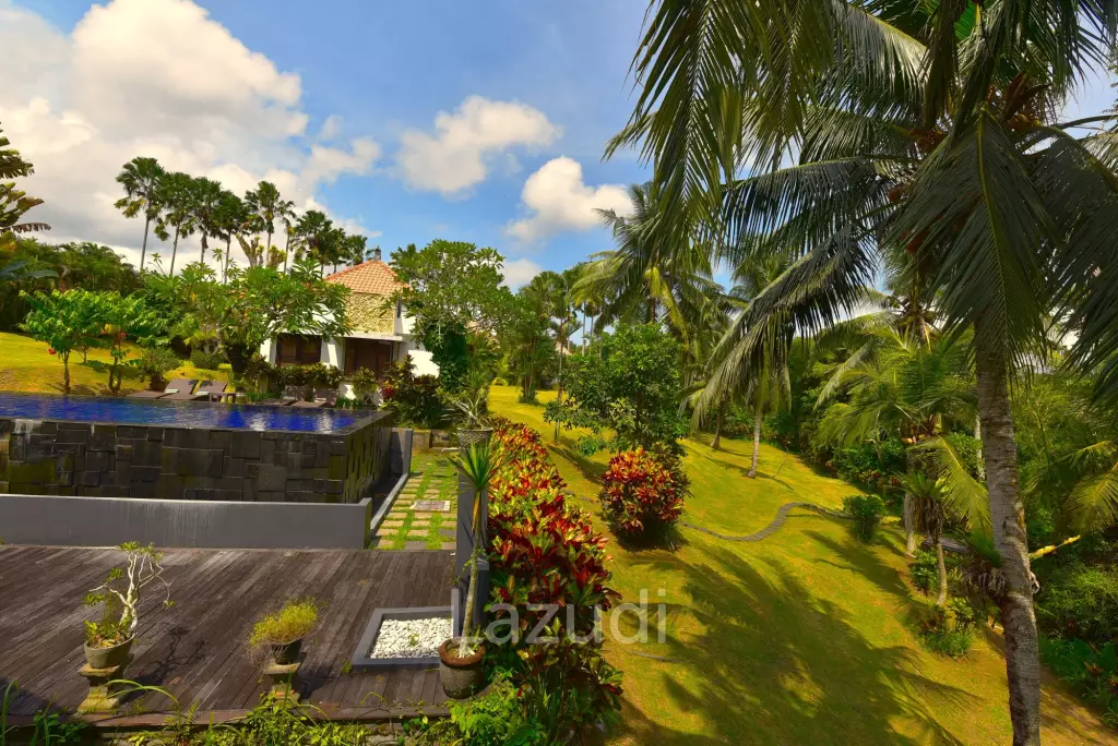 EXPANSIVE LUXURY LIVING: A HAVEN WITH JUNGLE AND RIVER VISTAS