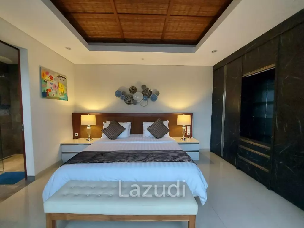 MODERN TROPICAL VILLA IN SEMINYAK: A BLEND OF COMFORT AND CONVENIENCE