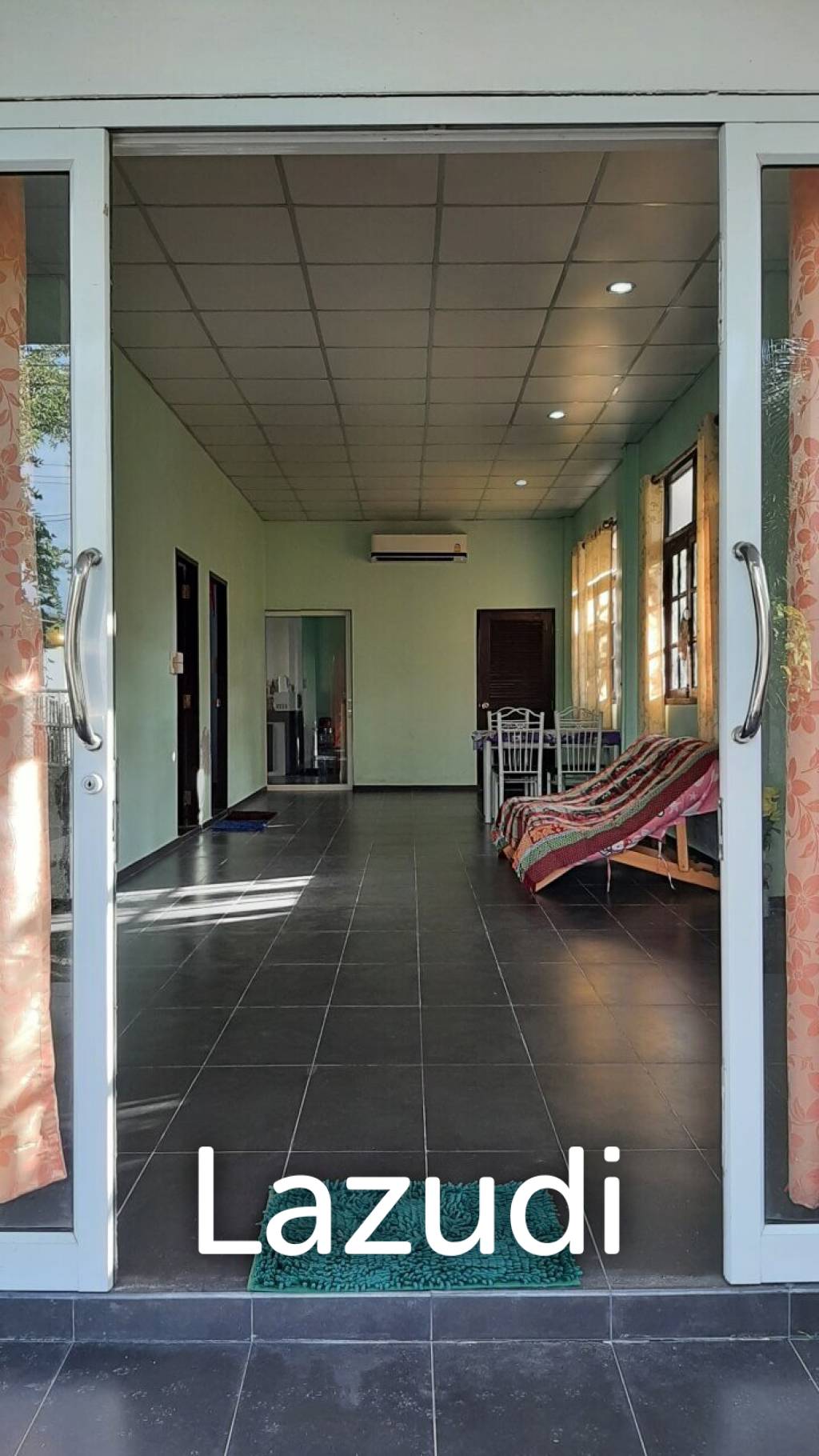 2 bedroom single storey house with pond on 6400m2 for sale