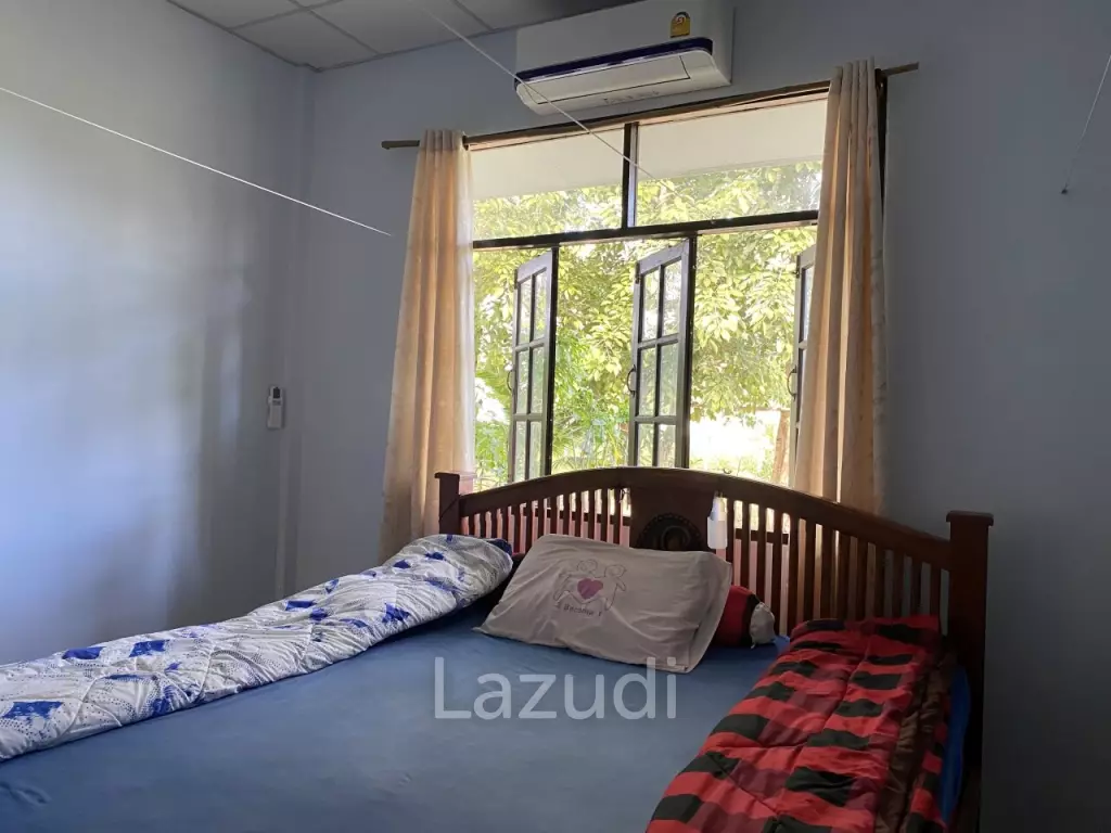 2 bedroom single storey house with pond on 6400m2 for sale