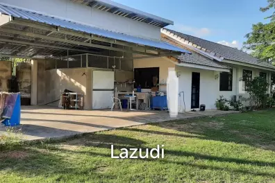 ขายบ้านชั้นเดียว 2 ห้องนอนพร้อมสระน้ำบนพื้นที่ 4 ไร่