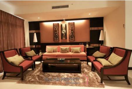 Blue Lagoon : 2 Bedroom Condo With Pool View
