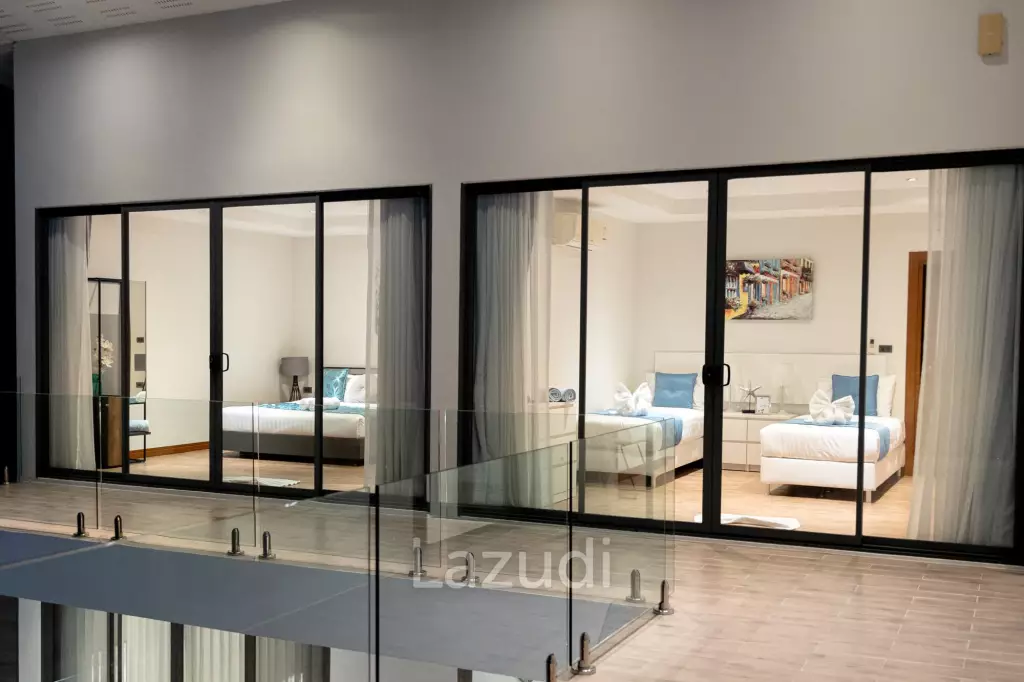Luxury 5-Bedroom Villa with Ocean View in Chaweng