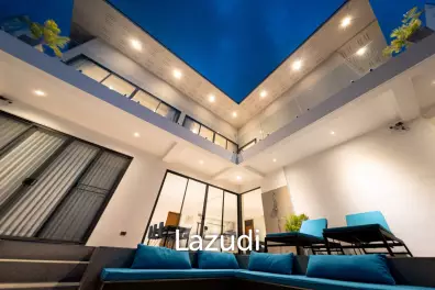 Luxury 5-Bedroom Villa with Ocean View in Chaweng