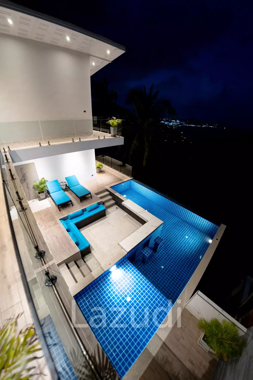 Luxury 5-Bedroom Villa with Ocean View in Chaweng