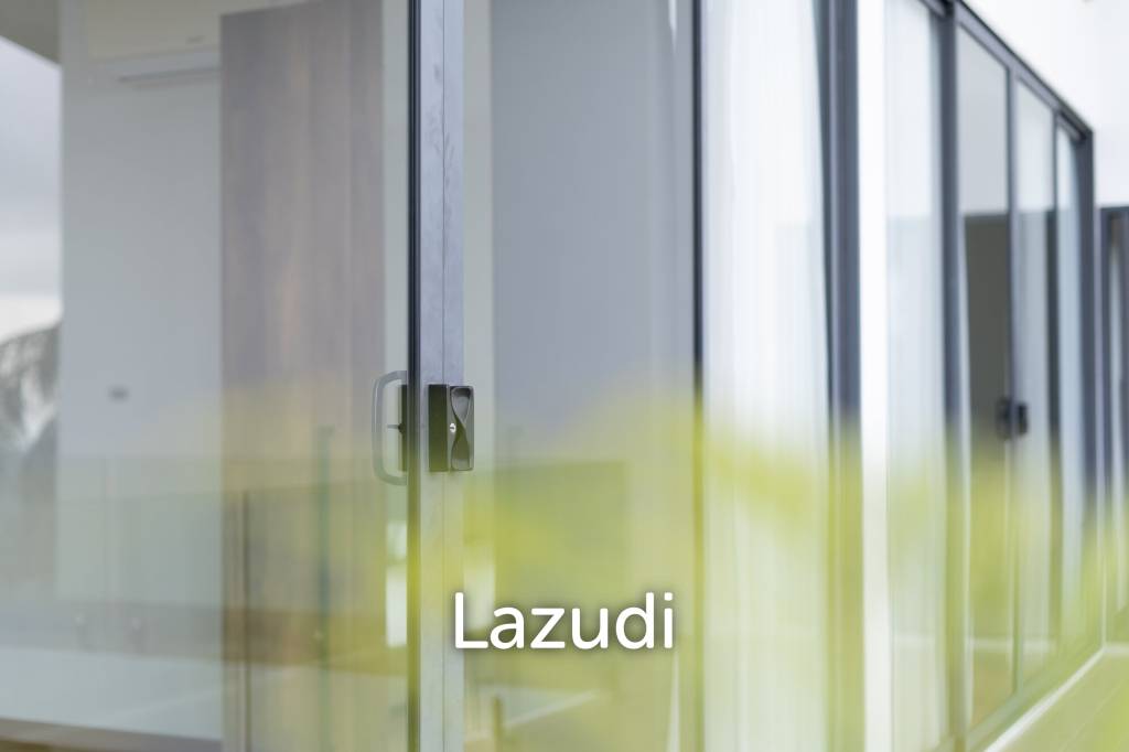 Luxury 5-Bedroom Villa with Ocean View in Chaweng