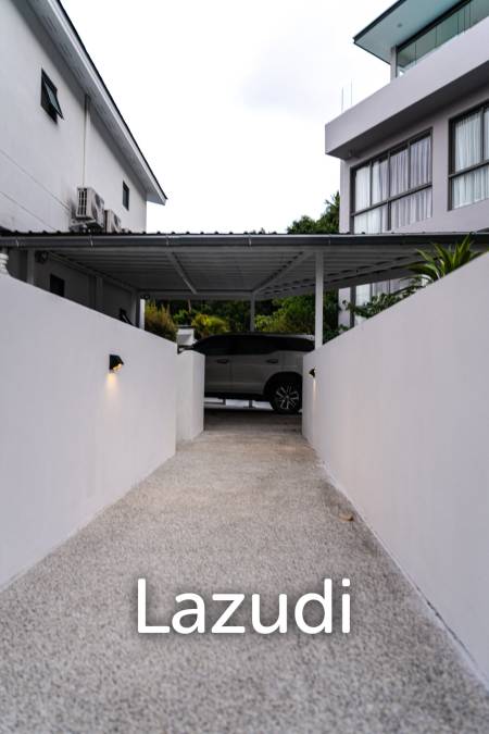 Luxury 5-Bedroom Villa with Ocean View in Chaweng