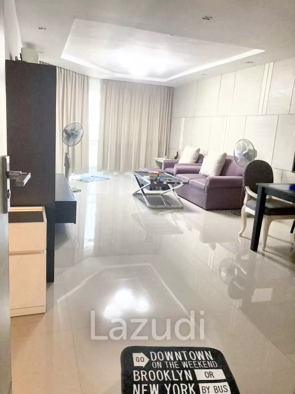 1 Bedroom 1 Bathroom 72 SQ.M Sukhumvit Suites