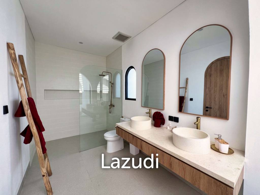 CONTEMPORARY VILLA OASIS IN TEGAL CUPEK