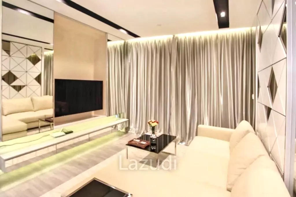 2 Bed 2 Bath 82 SQ.M The Room Sukhumvit 69