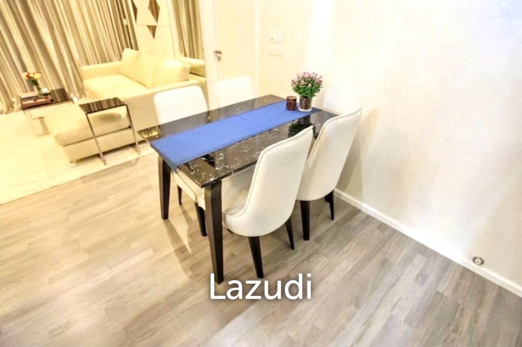 2 Bed 2 Bath 82 SQ.M The Room Sukhumvit 69