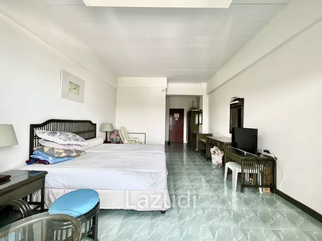 Hua Hin Blue Wave : Sea View Studio Condo For Sale
