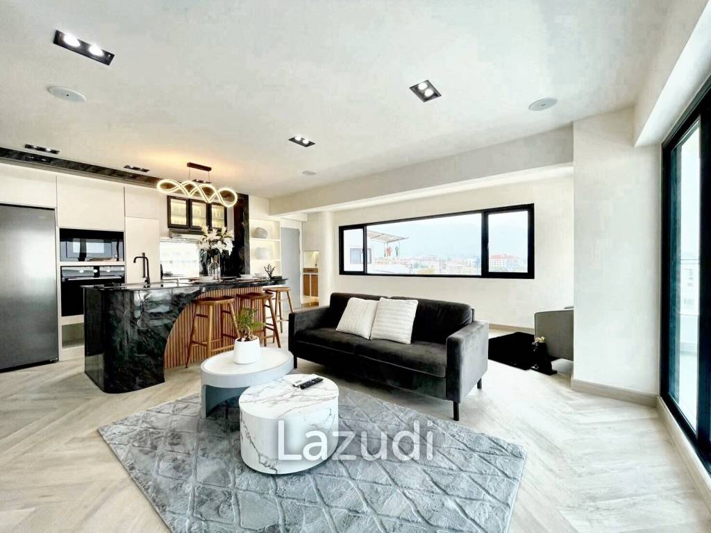 Modern 2-Bed Condo with City Views in Nimman