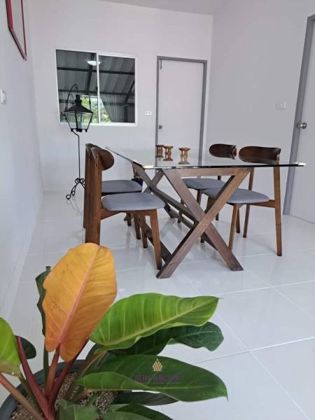 Spacious 3-Bedroom House in Pa Klok, Conveniently Located Near the Robinson Thalang