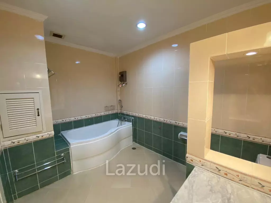 4 Bedroom 5 Bathroom 240 SQ.M Fantasia Villa 2