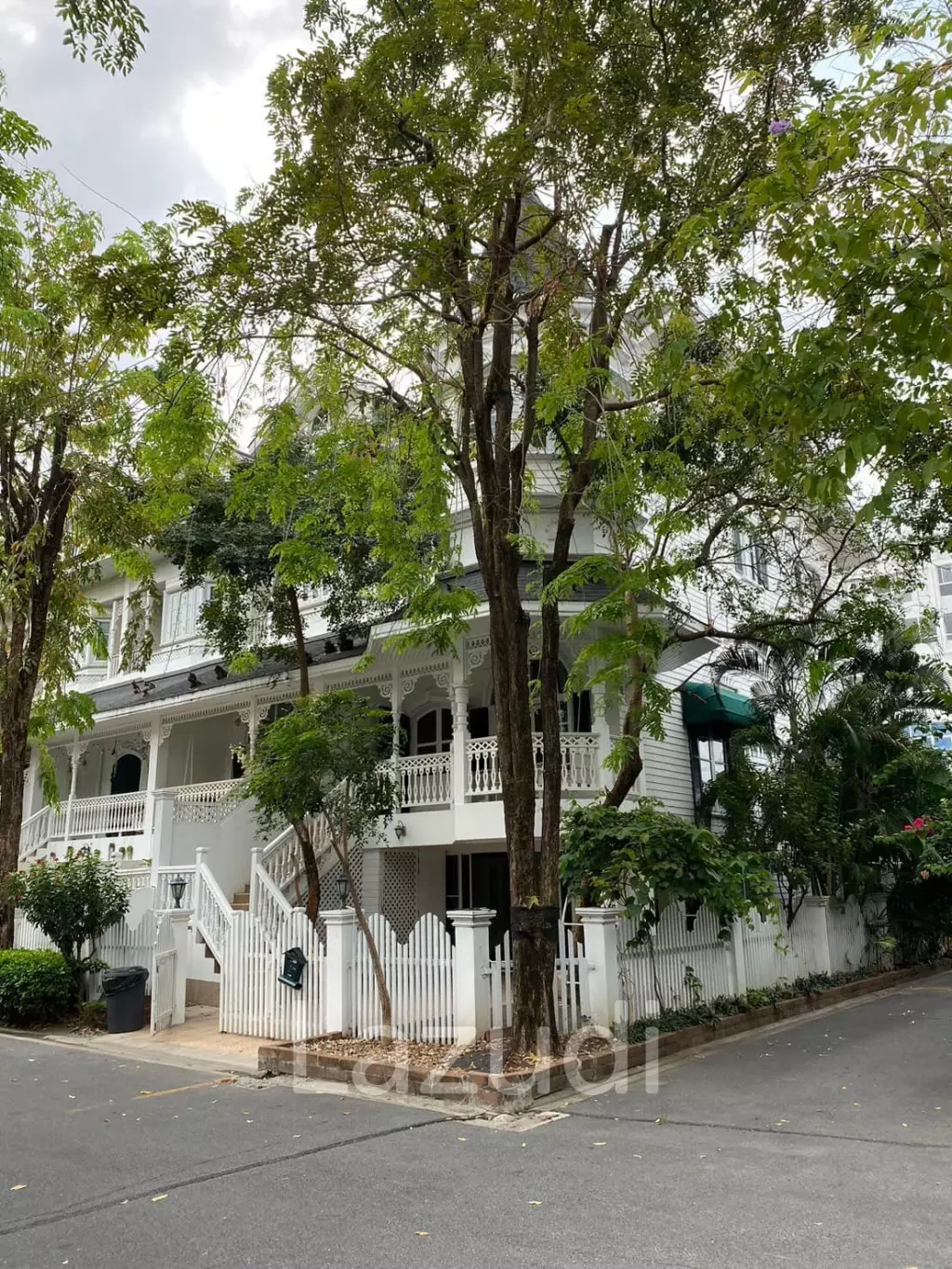 4 Bedroom 5 Bathroom 240 SQ.M Fantasia Villa 2