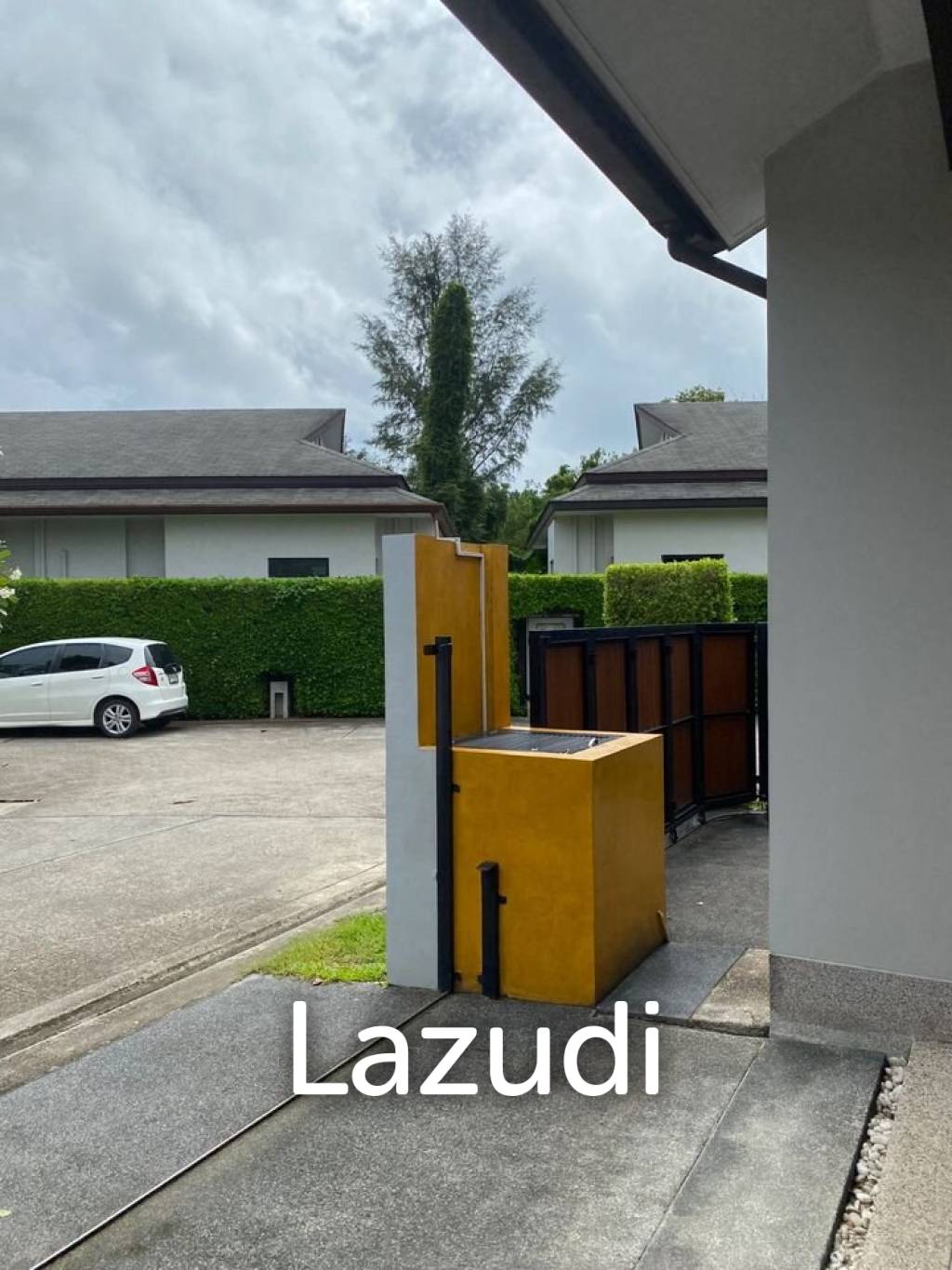 Spacious 4 Bedroom Villa For Rent At Tonode Estate