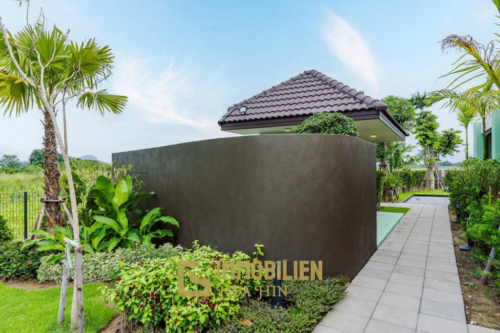 4 Beds 7 Baths 749 SQ.M Prime Villa Hua Hin