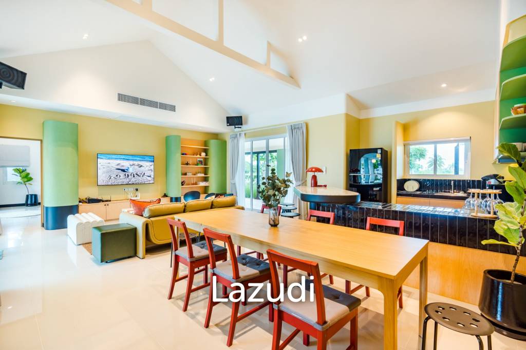 4 Beds 7 Baths 749 SQ.M Prime Villa Hua Hin