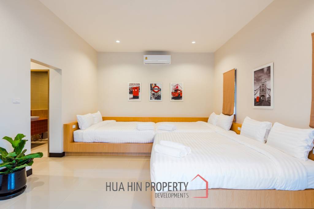 4 Beds 7 Baths 749 SQ.M Prime Villa Hua Hin