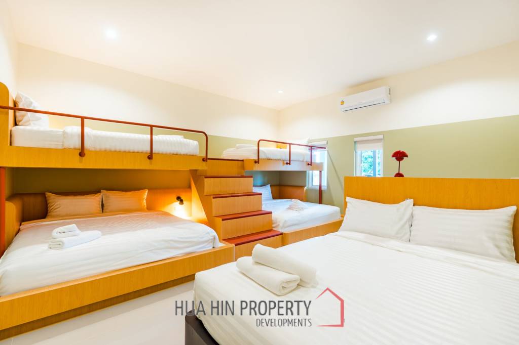 4 Beds 7 Baths 749 SQ.M Prime Villa Hua Hin