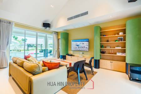 4 Beds 7 Baths 749 SQ.M Prime Villa Hua Hin