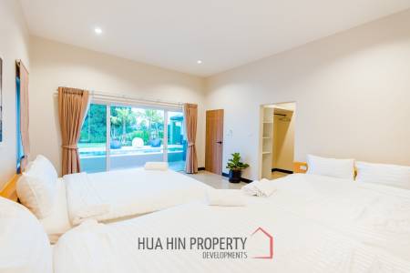 4 Beds 7 Baths 749 SQ.M Prime Villa Hua Hin