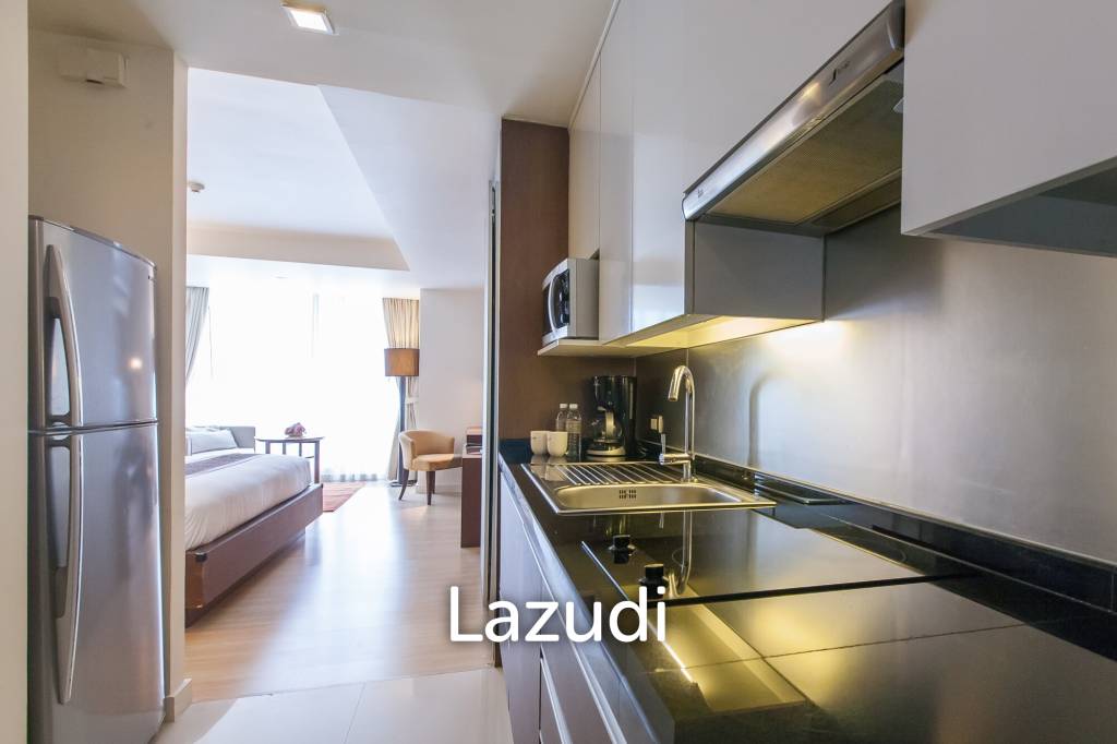 Studio Deluxe 34 SQ.M Oakwood Residence Sukhumvit 24