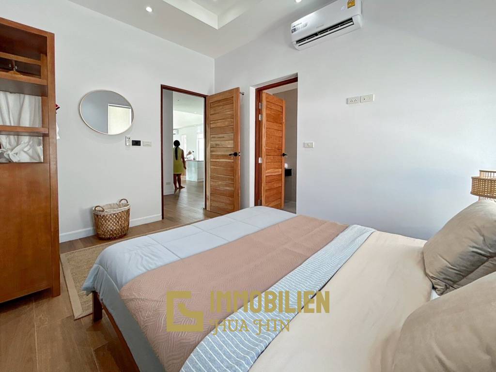 Brand New 3 Bedroom Pool Villa In Thap Tai