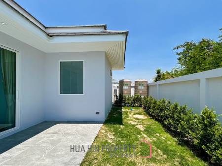 Brand New 3 Bedroom Pool Villa In Thap Tai