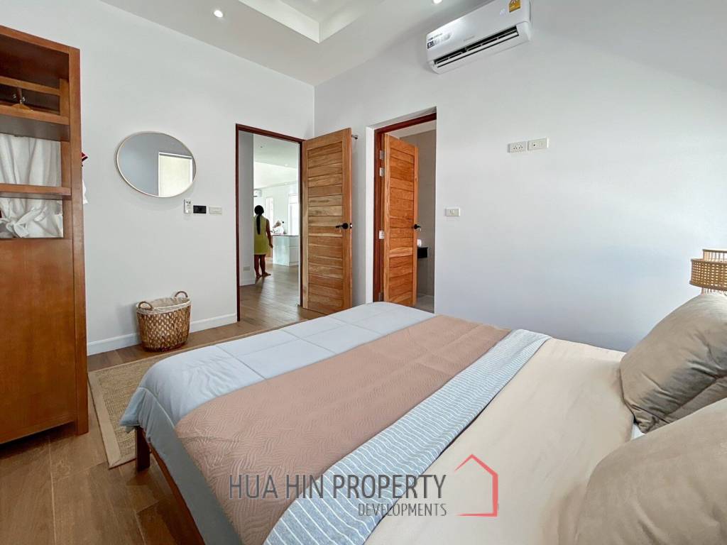 Brand New 3 Bedroom Pool Villa In Thap Tai