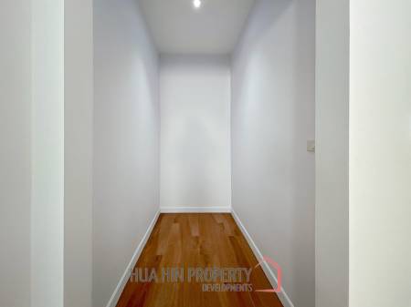 Brand New 3 Bedroom Pool Villa In Thap Tai